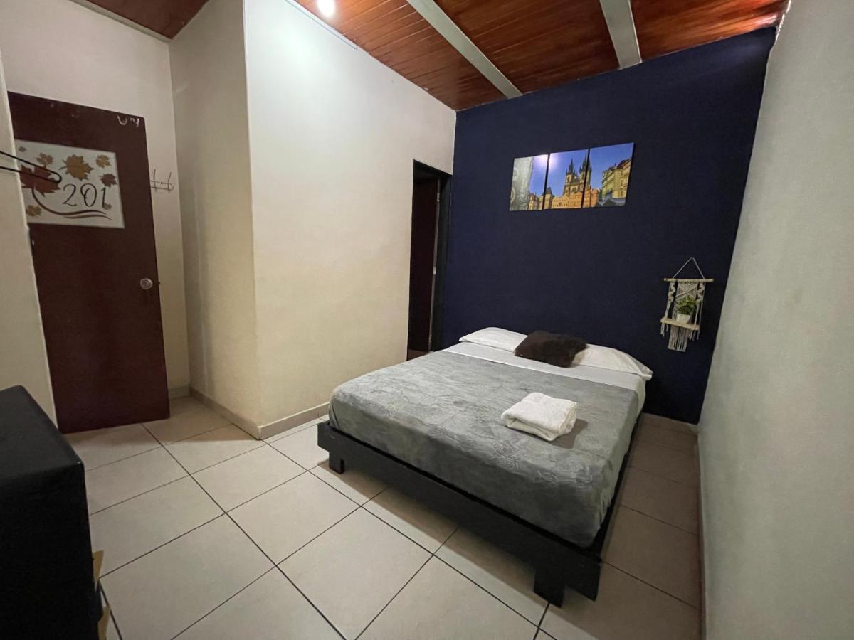 Otono Hostel San Gil Exterior photo